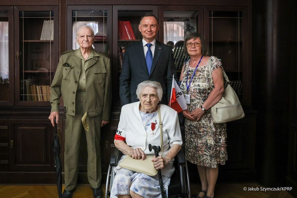 Prezydent do powstańców warszawskich: Korzenie Warszawy i jej mieszkańców są niezłomne (WIDEO)