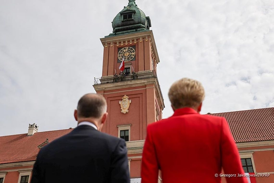 Prezydent Duda: Cieszy mnie, że Polacy szanują barwy narodowe