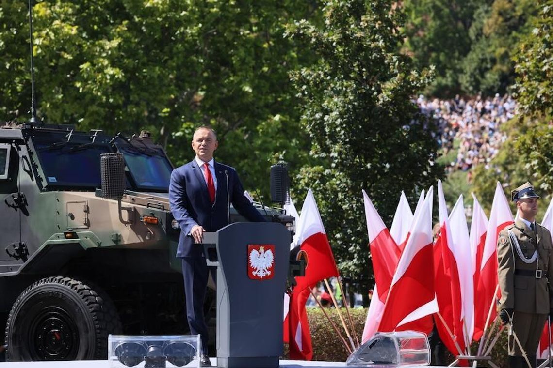 Prezydent Nawrocki: najważniejsza jest inwestycja w polskiego żołnierza