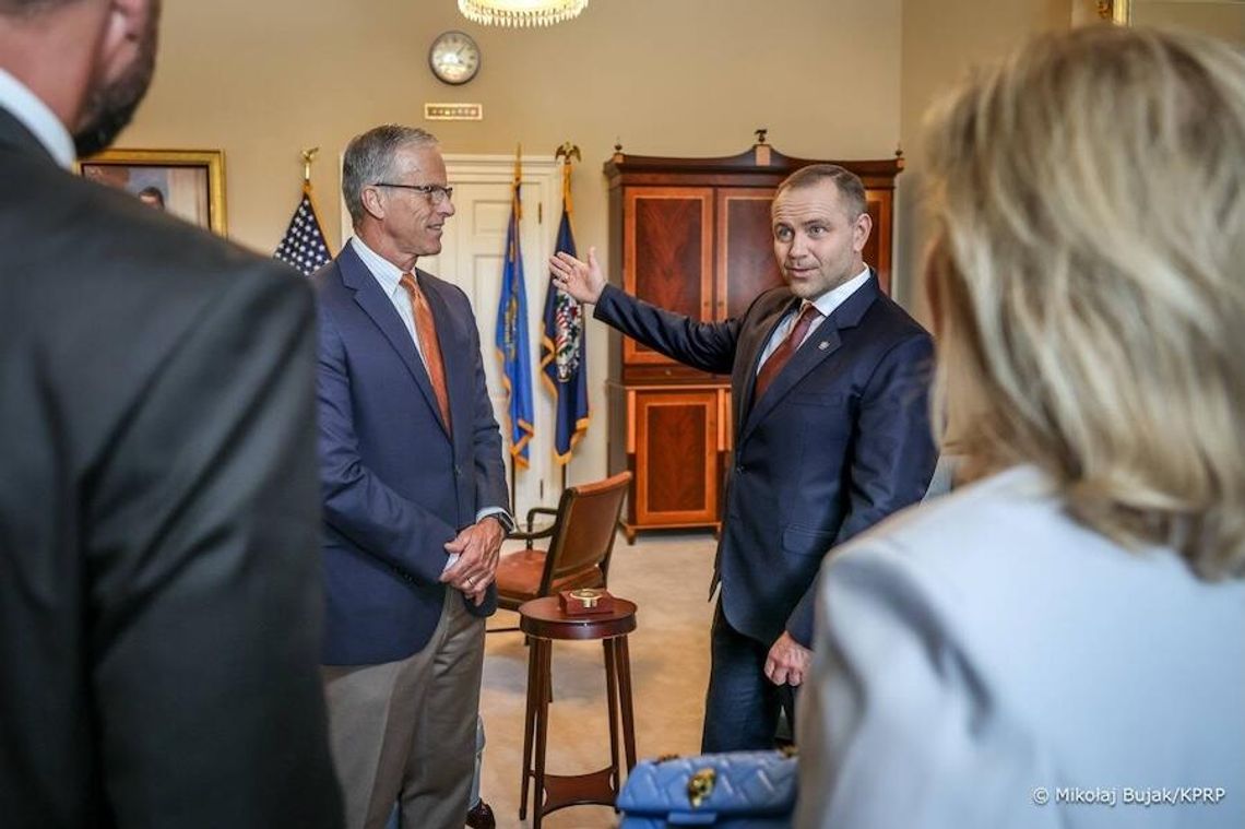 Prezydent Nawrocki spotkał się z liderem Republikanów w Senacie