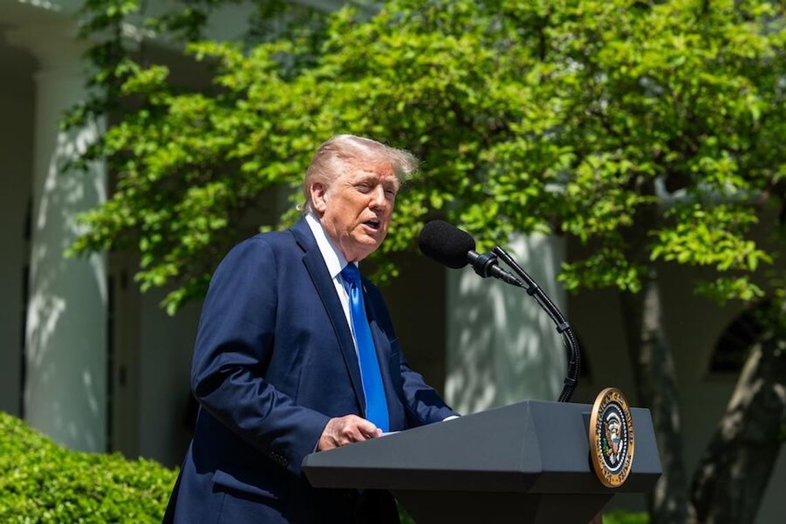 Prezydent Trump częściowo wycofał się z pomysłu podwyższenia podatków dla najbogatszych