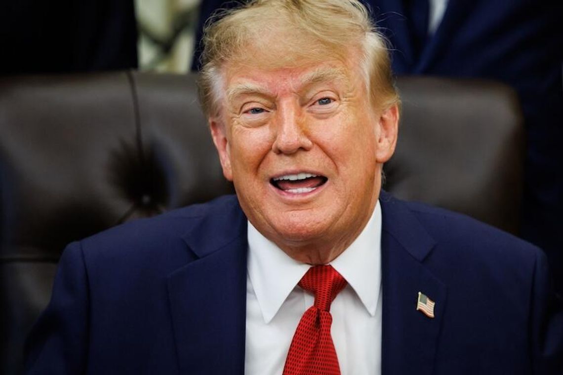 Prezydent Trump ogłosił, że wyklucza CNN, MSNOW i Politico z Białego Domu