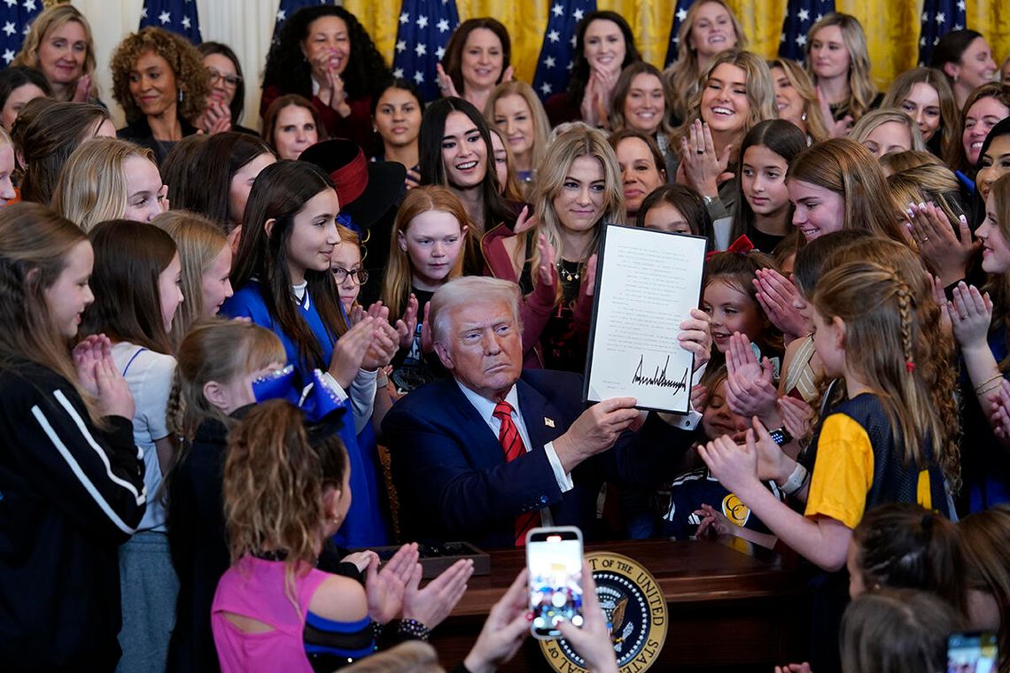 Prezydent Trump podpisał rozporządzenie wykonawcze wykluczające sportowców transpłciowych z udziału w zawodach sportowych kobiet