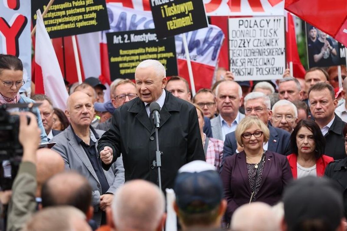 Protest PiS przed Ministerstwem Sprawiedliwości