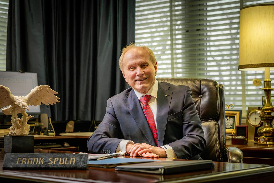 Przedstawiamy naszego laureata: Frank Spula – życie i działalność