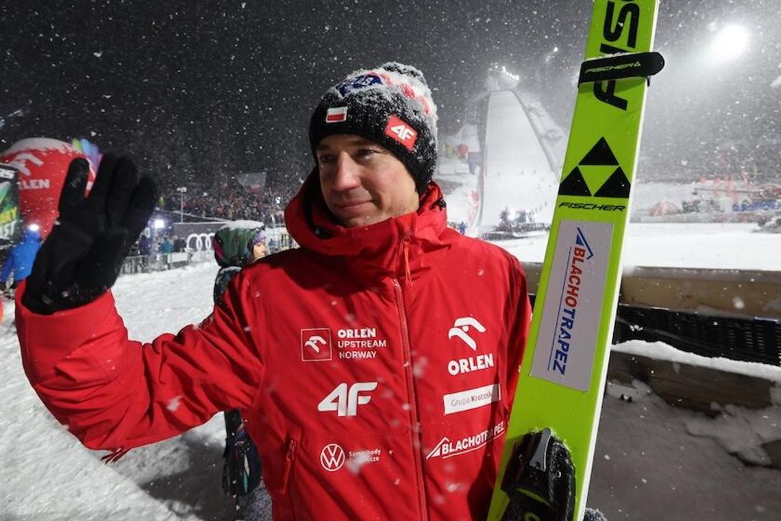 PŚ w skokach - Kamil Stoch oddał ostatni skok w Zakopanem PŚ w skokach - Kamil Stoch oddał ostatni skok w Zakopanem