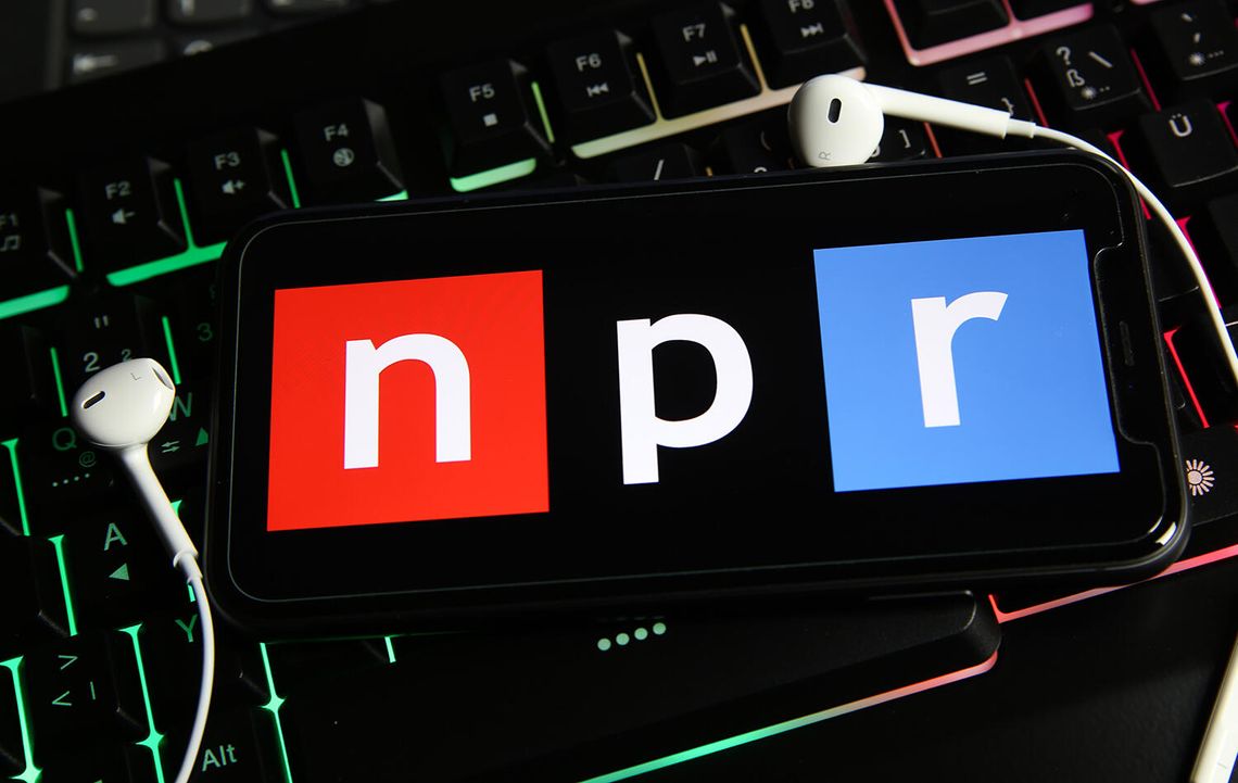 Radio publiczne pozywa Biały Dom za cięcia wydatków
