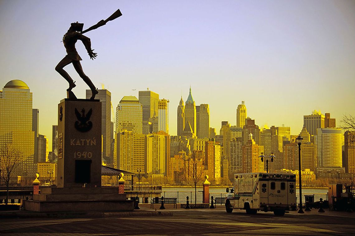 Radni Jersey City przegłosowali zarządzenie o przeniesieniu Pomnika Katyńskiego