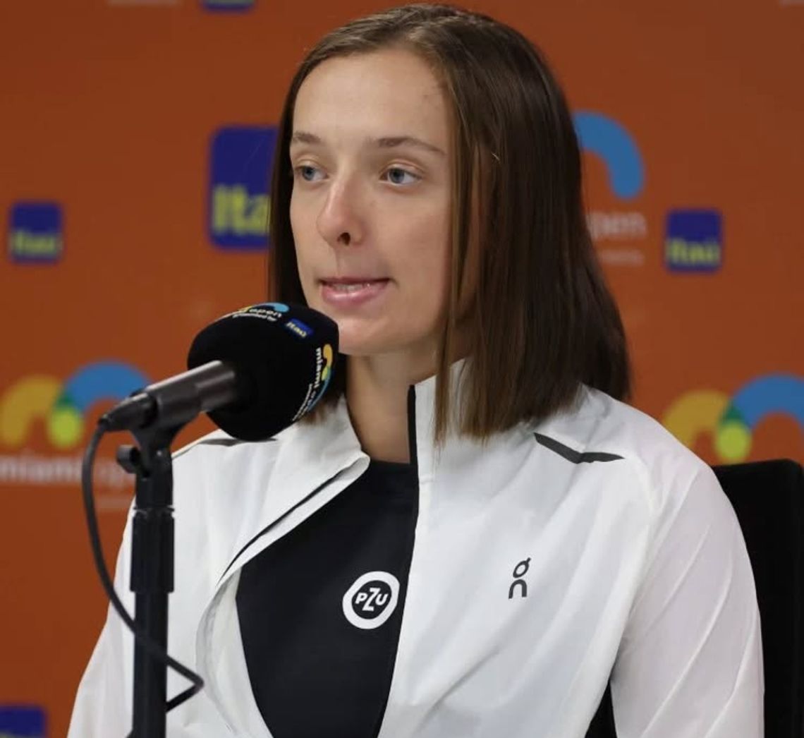 Rankingi WTA i ATP - Świątek nadal druga, ale Gauff jest coraz bliżej. Spadek Hurkacza