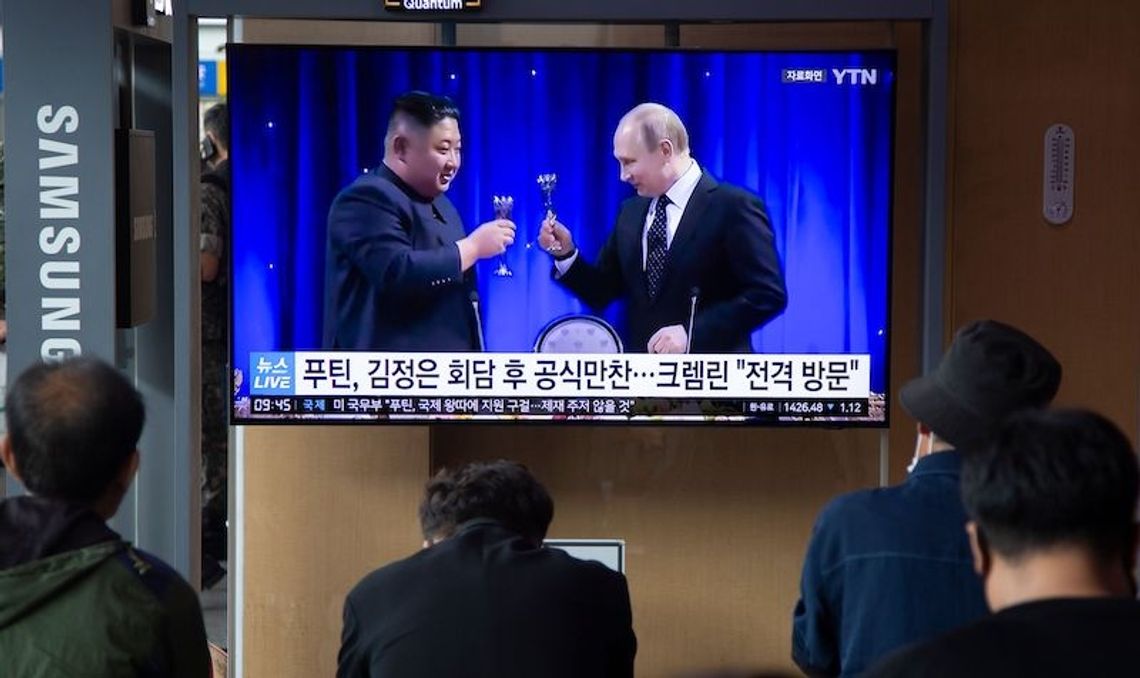 Reuters: Putin spotkał się z przywódcą Korei Płn. Kim Dzong Unem