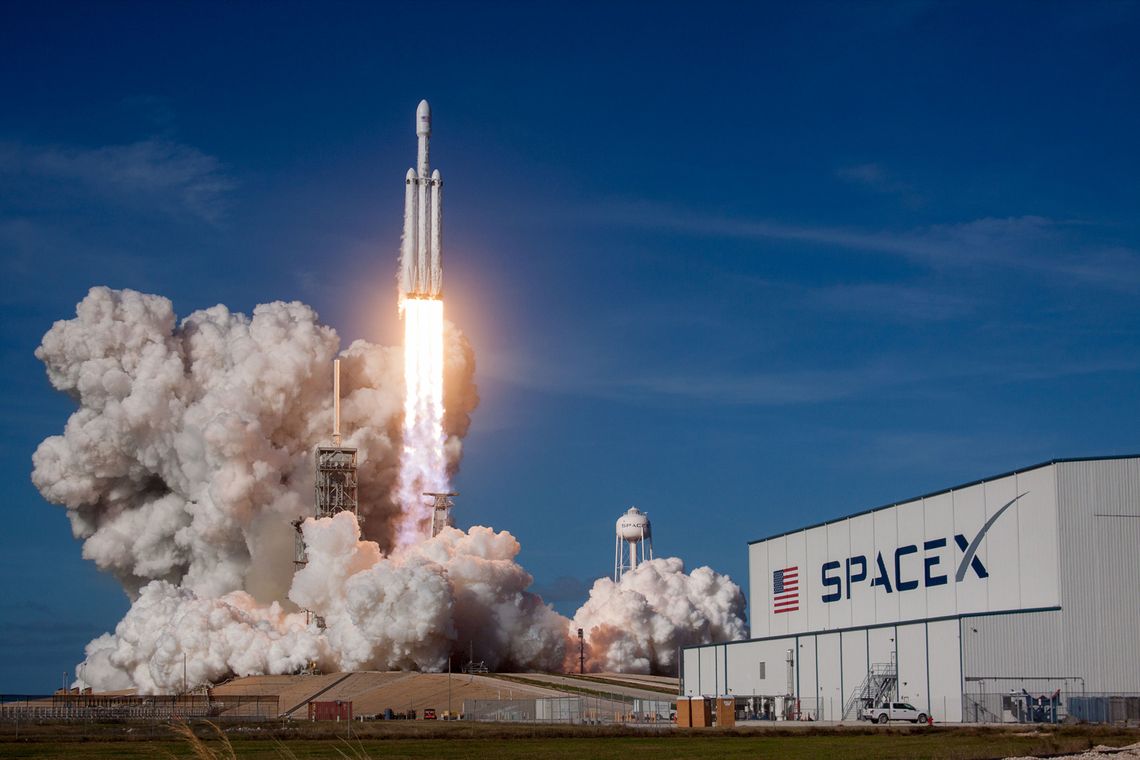 Reuters: SpaceX wśród faworytów do budowy systemu obrony powietrznej Złota Kopuła