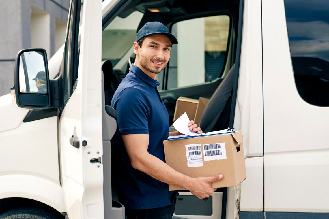 Rosnące oczekiwania klientów a logistyka e-commerce