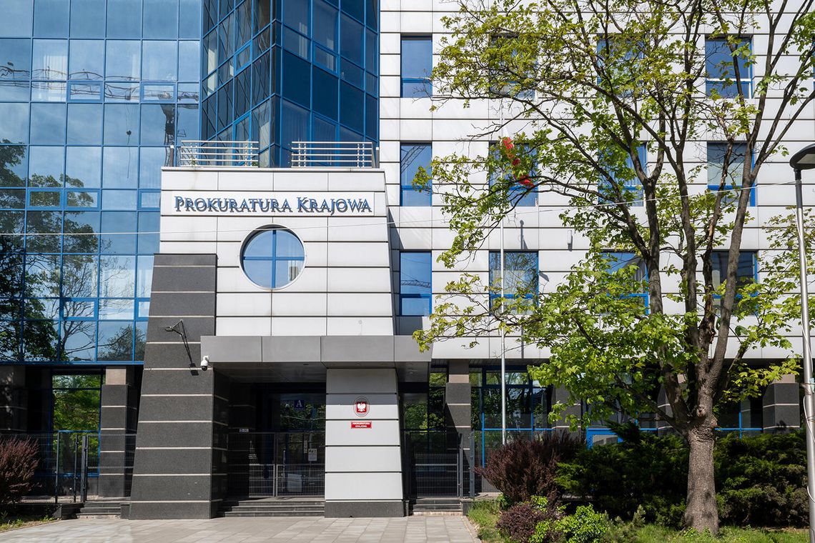 Rzecznik PK: prokurator przekazał sądowi, że ENA wobec Ziobry jest niezbędny, choć przebywa on w USA Rzecznik PK: prokurator przekazał sądowi, że ENA wobec Ziobry jest niezbędny, choć przebywa on w USA