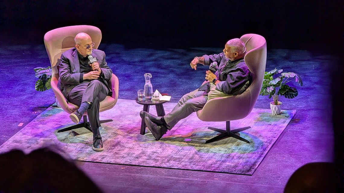 Salman Rushdie w Chicago Salman Rushdie w Chicago