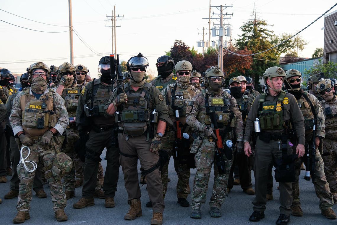 Sędzia federalna upomniała szefa operacji imigracyjnych w Chicago Grega Bovino ws. stosowanych taktyk Sędzia federalna upomniała szefa operacji imigracyjnych w Chicago Grega Bovino ws. stosowanych taktyk