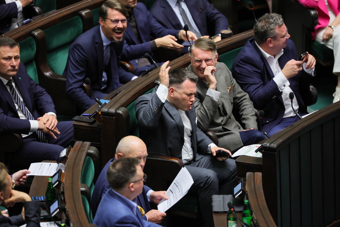 Sejm nie uchylił immunitetu Sławomirowi Mentzenowi w związku z użyciem racy na Marszu Niepodległości Sejm nie uchylił immunitetu Sławomirowi Mentzenowi w związku z użyciem racy na Marszu Niepodległości
