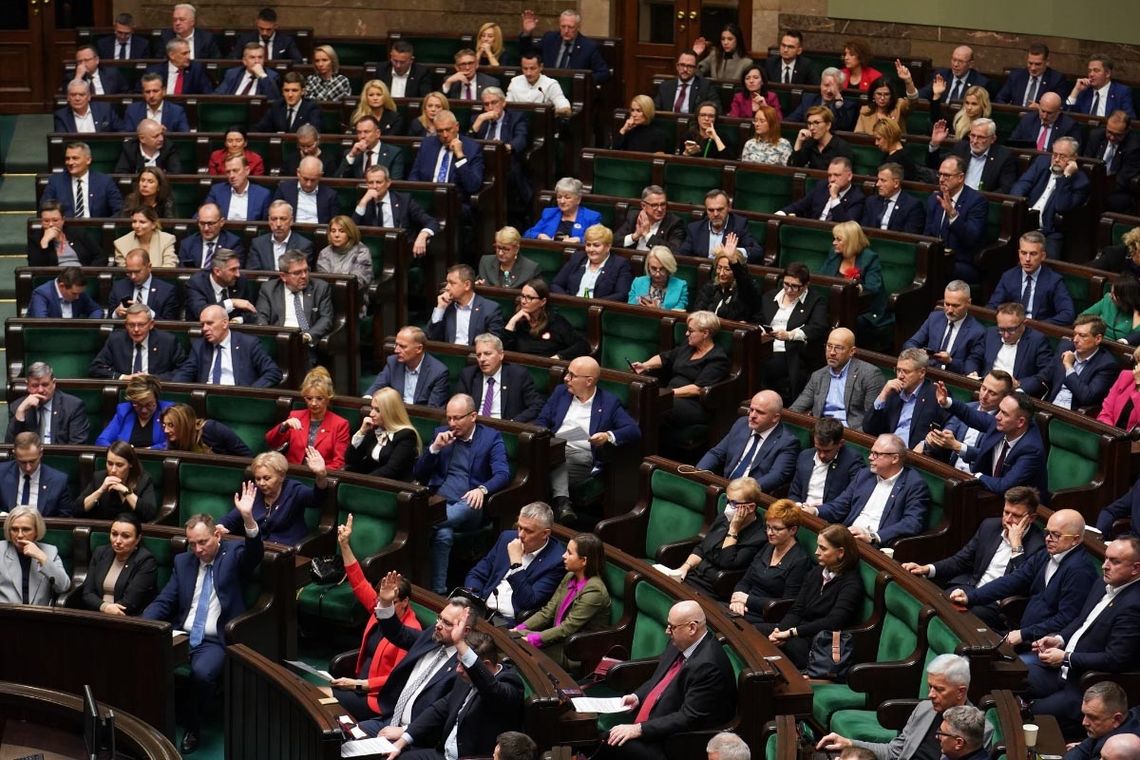 Sejm podjął uchwałę dot. mediów publicznych oraz PAP