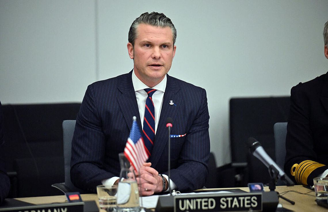 Sekretarz obrony USA w Brukseli: członkostwo Ukrainy w NATO jest "nierealne"