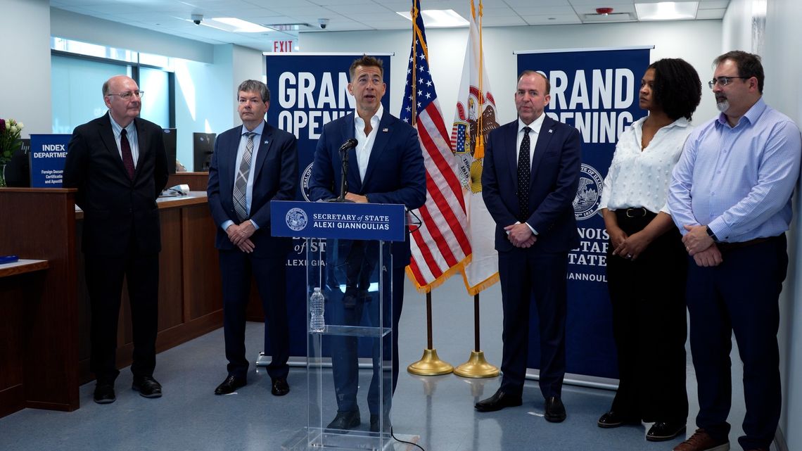 Sekretarz stanu Illinois uruchomił pierwsze centrum usług biznesowych w Chicago