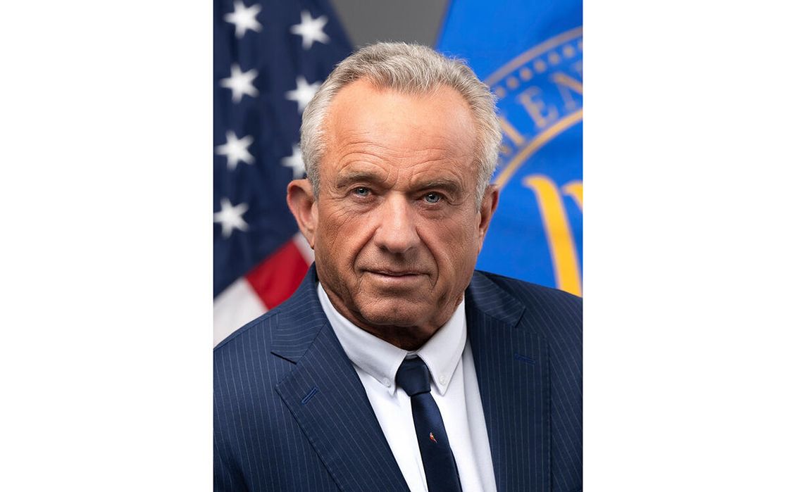 Sekretarz zdrowia: nie boję się zarazków, bo wciągałem kokainę z desek sedesowych Sekretarz zdrowia: nie boję się zarazków, bo wciągałem kokainę z desek sedesowych