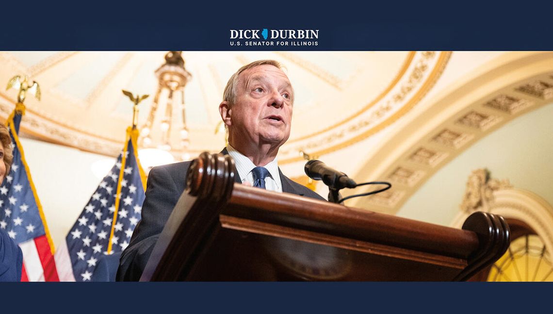 Senator Durbin wygłosił pożegnalne przemówienie w parlamencie stanowym Senator Durbin wygłosił pożegnalne przemówienie w parlamencie stanowym