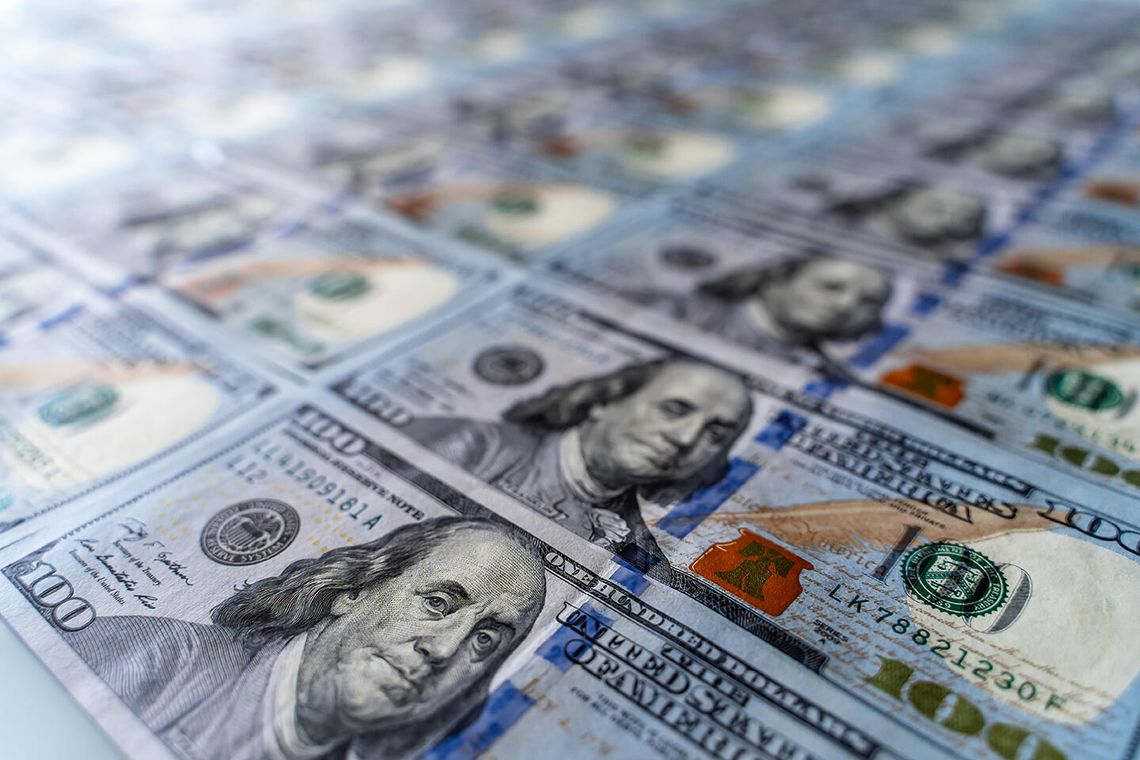 Senior z Des Plaines oszukany na 20 tys. dolarów
