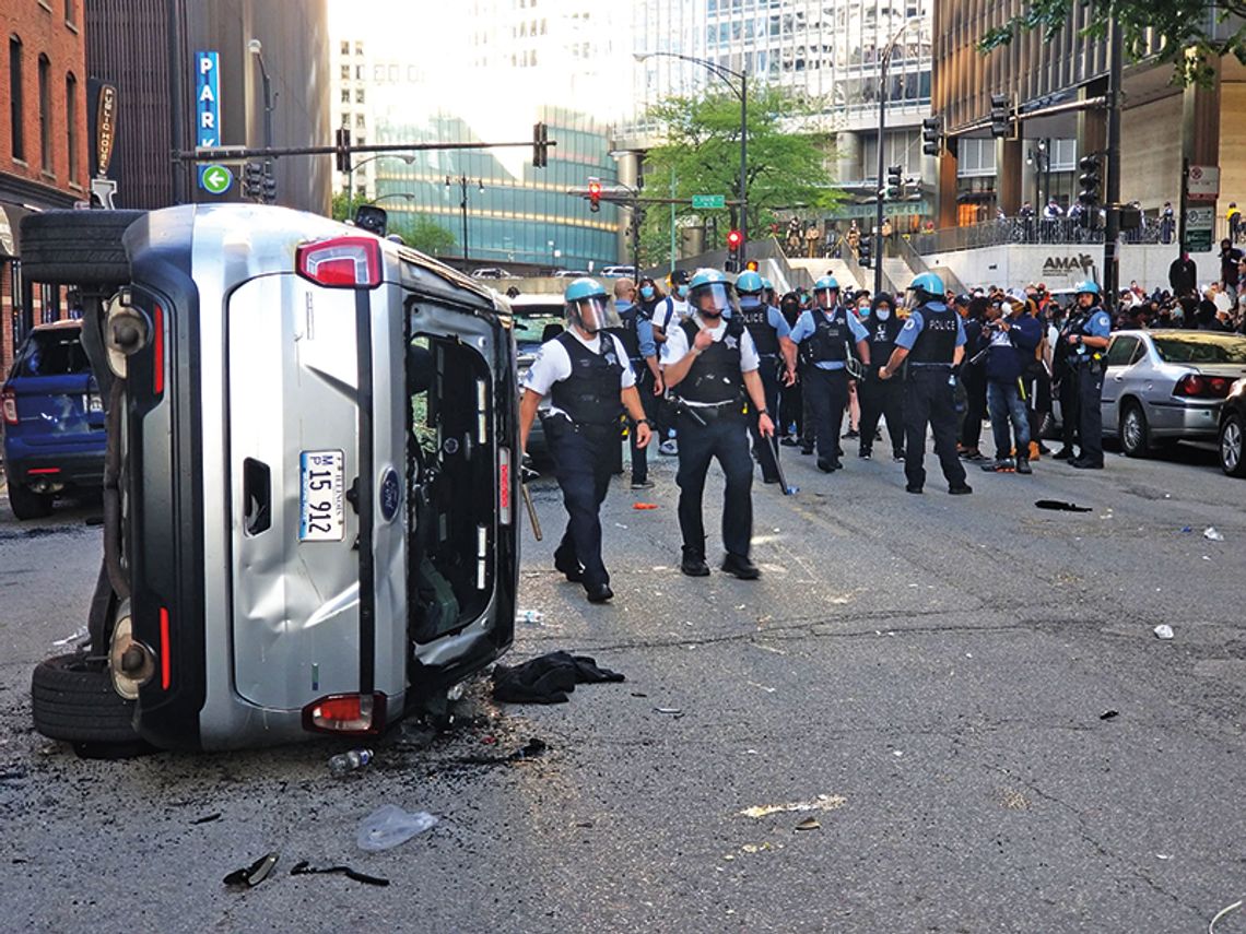 "Serce się krajało". Chicago po protestach i rozruchach