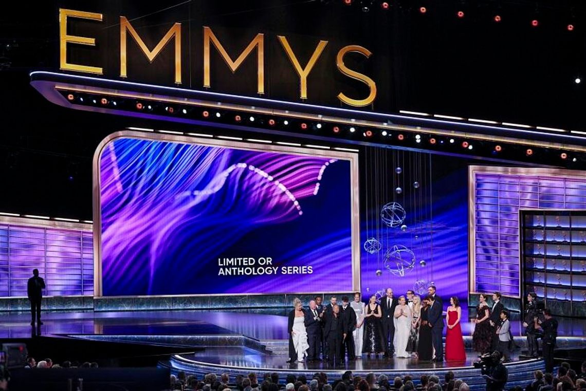 Serial „Studio” triumfuje na gali nagród telewizyjnych Emmy