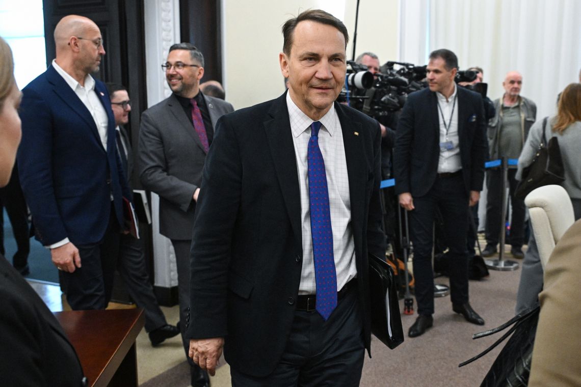 Sikorski: Europa i USA powinny pozostać bliskimi sojusznikami, ale musimy stać na własnych nogach
