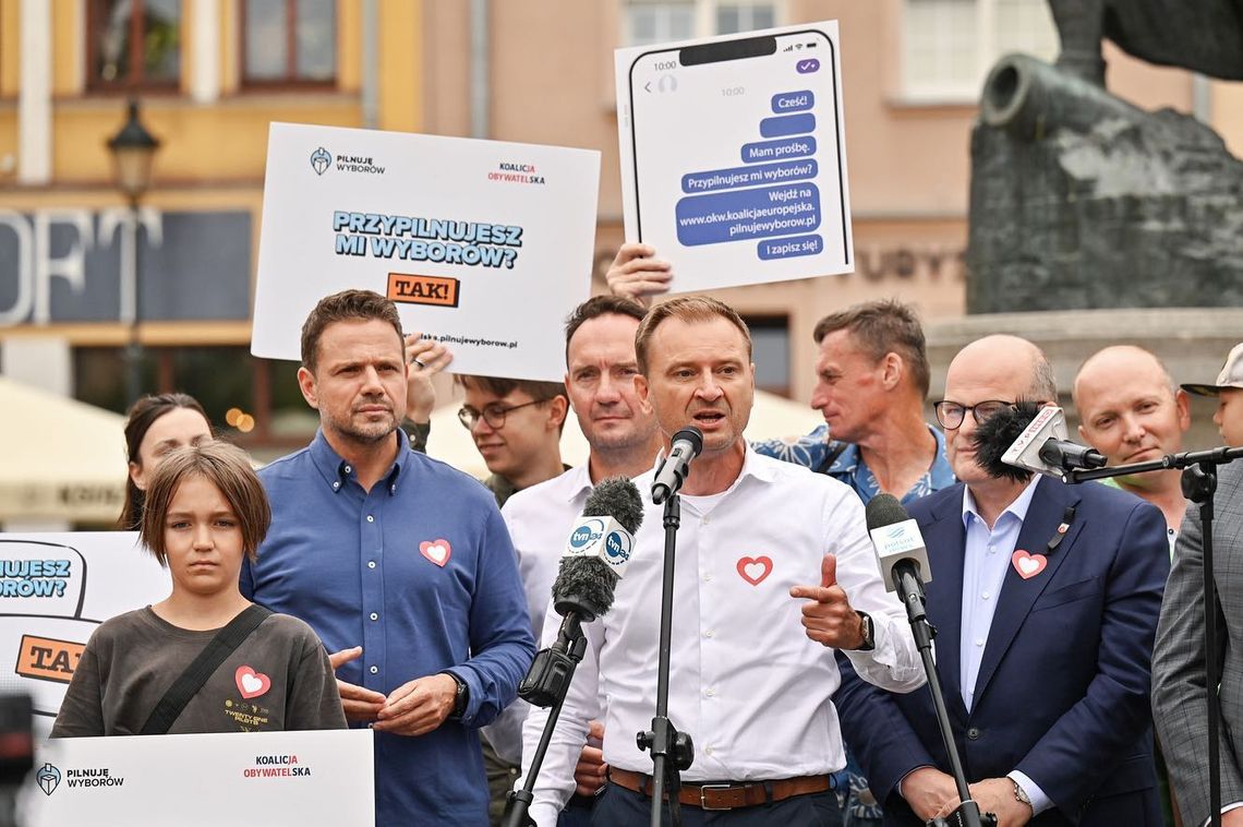 Sławomir Nitras (KO): do Obywatelskiej Kontroli Wyborów zapisało się dotąd 32 tys. osób