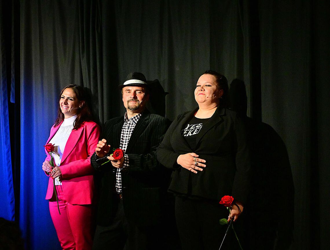 Śmiech wzbroniony, czyli o trójkącie małżeńskim i małym Fiacie 126p