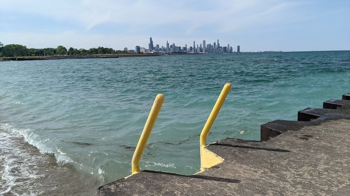 Śmierć w jeziorze Michigan na plaży na południu Chicago