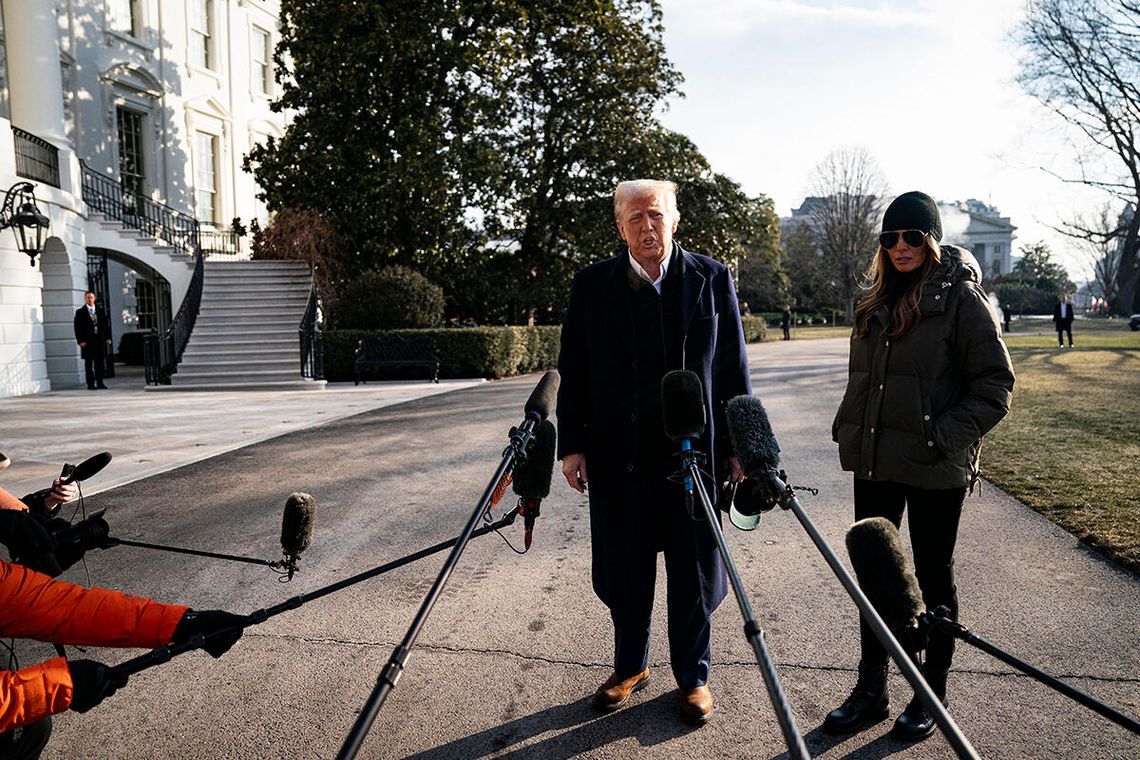 Sondaż: lekki spadek poparcia dla Trumpa po jego pierwszych decyzjach Sondaż: lekki spadek poparcia dla Trumpa po jego pierwszych decyzjach