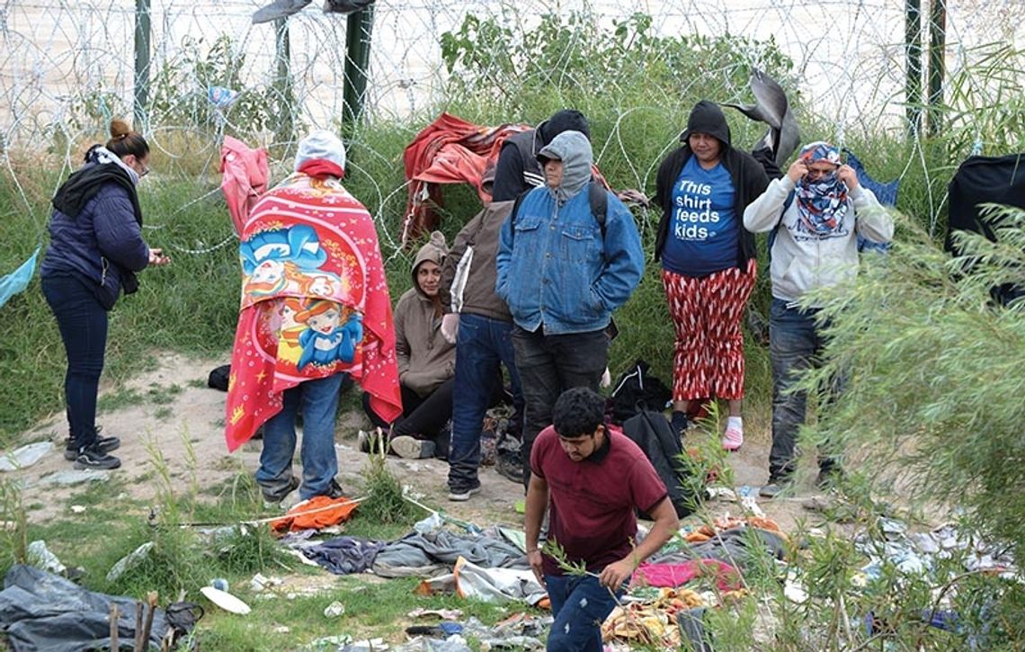 Spadła liczba autobusów zwożących migrantów do Chicago