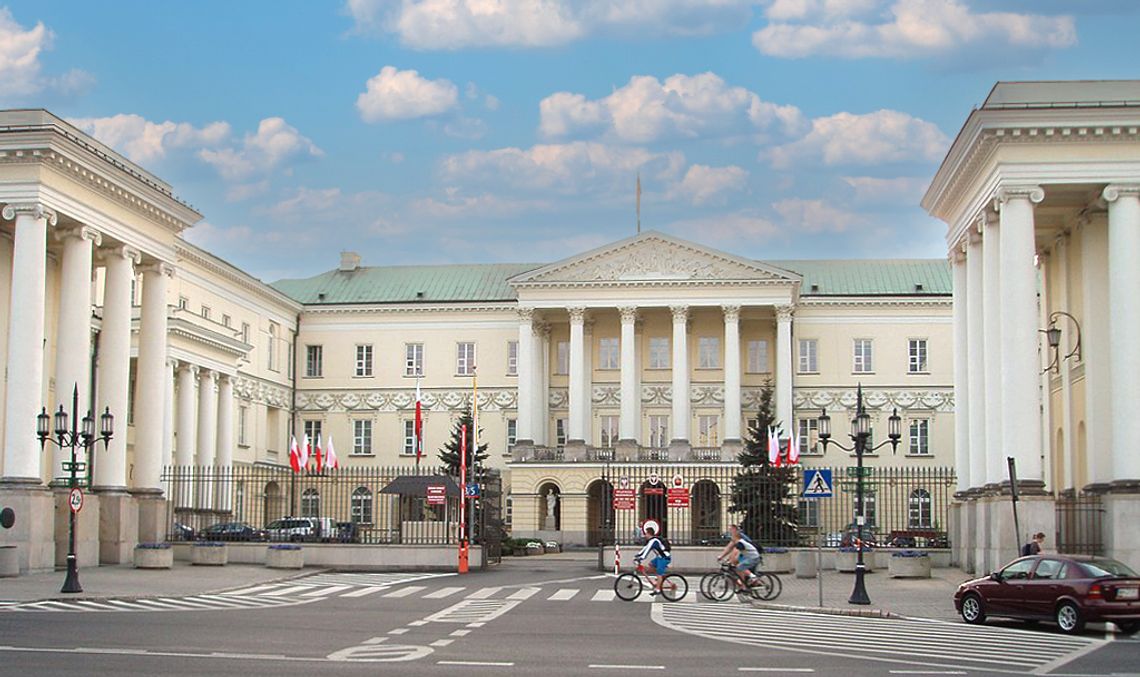 Stołeczny ratusz: Sekretarz miasta Włodzimierz Karpiński planuje złożenie rezygnacji ze stanowiska, prezydent Trzaskowski ją przyjmie