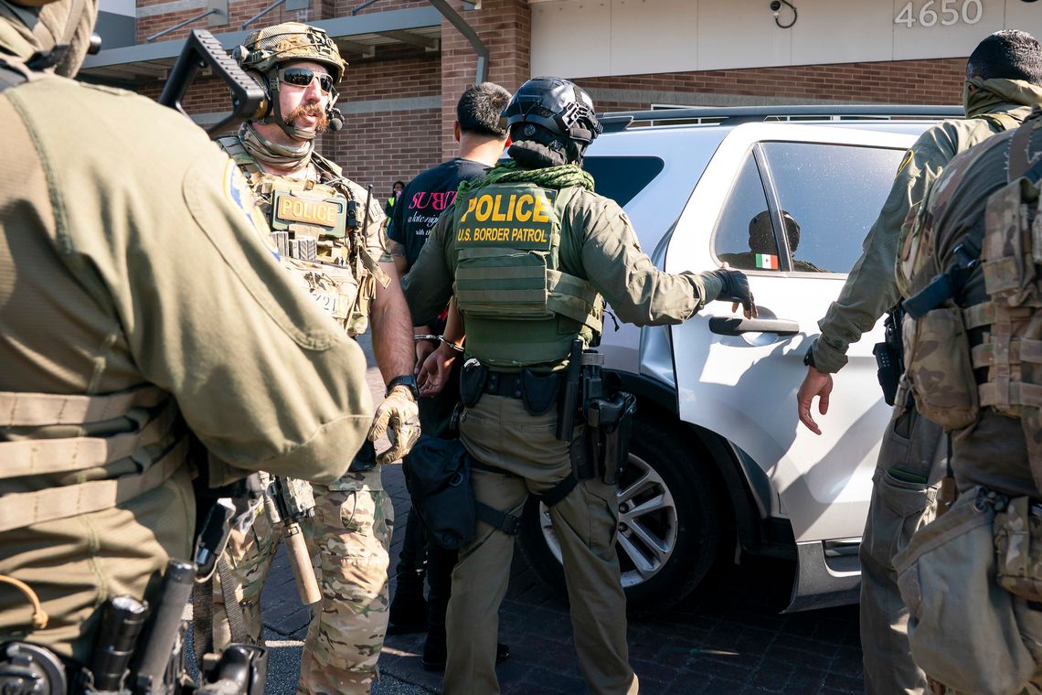 Strach w społecznościach imigracyjnych po nalotach w Karolinie Północnej Strach w społecznościach imigracyjnych po nalotach w Karolinie Północnej