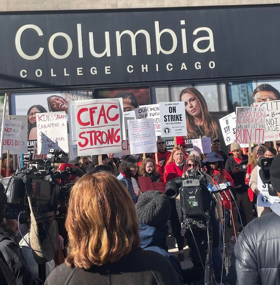 Strajkują niepełnoetatowi wykładowcy Columbia College Chicago