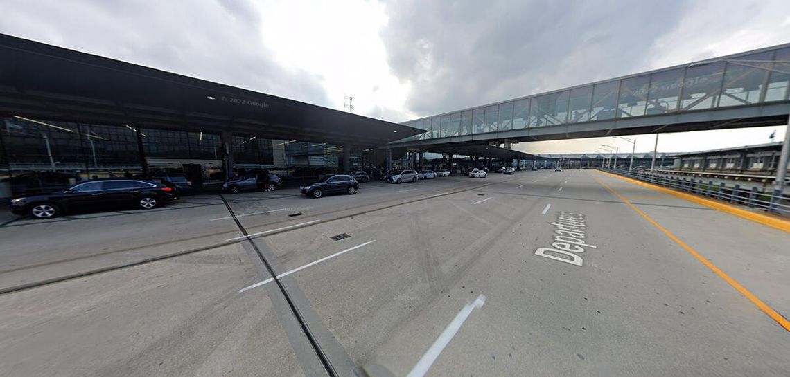 Strzały przed Terminalem 2 na lotnisku O’Hare