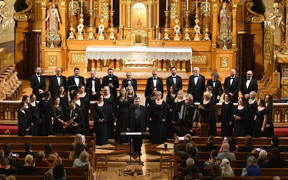 Światowa premiera „Misterium o Matce Bożej” zachwyciła Chicago Światowa premiera „Misterium o Matce Bożej” zachwyciła Chicago