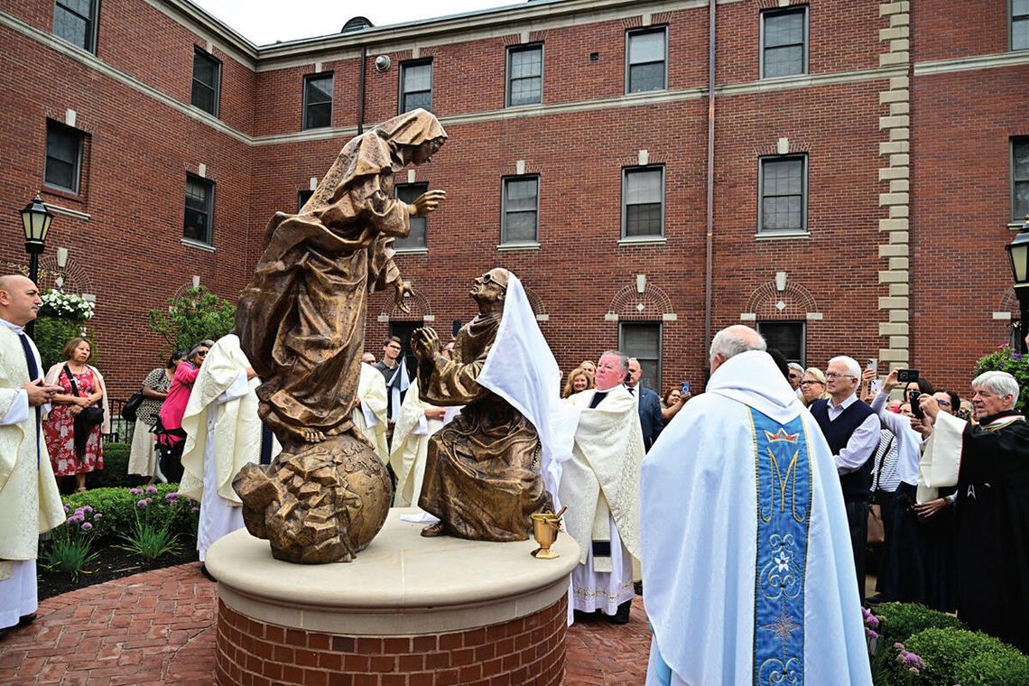 Symbol wiary i zawierzenia: uroczystość odsłonięcia figur Matki Bożej i św. Maksymiliana Marii Kolbego w sanktuarium w Marytown Symbol wiary i zawierzenia: uroczystość odsłonięcia figur Matki Bożej i św. Maksymiliana Marii Kolbego w sanktuarium w Marytown