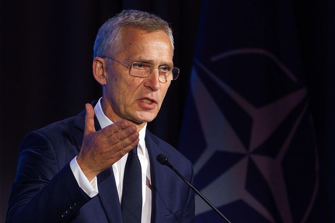 Szczyt NATO. Stoltenberg: sojusznicy podpiszą zobowiązanie do większych wydatków na uzbrojenie