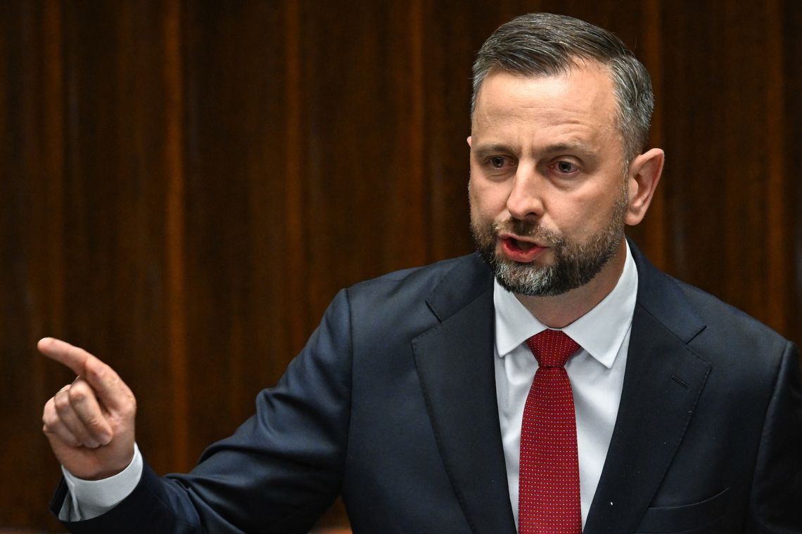 Szef MON: zasady użycie broni są inne w czasie pokoju i wojny, gdyby rakieta była zagrożeniem - zestrzelono by ją Szef MON: zasady użycie broni są inne w czasie pokoju i wojny, gdyby rakieta była zagrożeniem - zestrzelono by ją