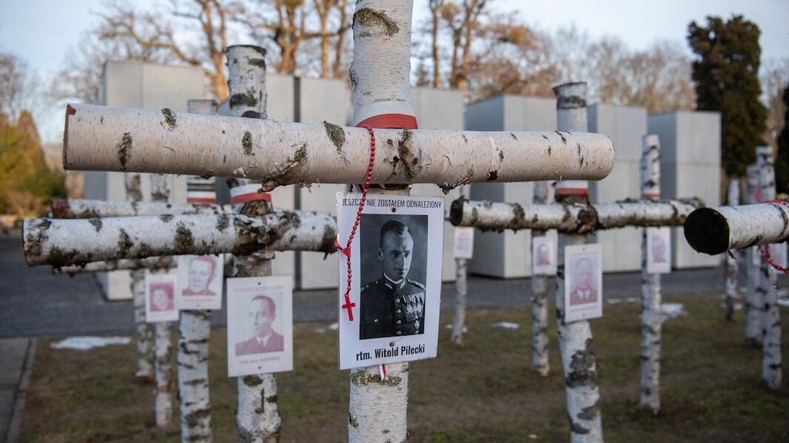 Szef MON: Żołnierze Niezłomni walczyli o wolność dla obywateli i niezawisłość dla państwa polskiego Szef MON: Żołnierze Niezłomni walczyli o wolność dla obywateli i niezawisłość dla państwa polskiego