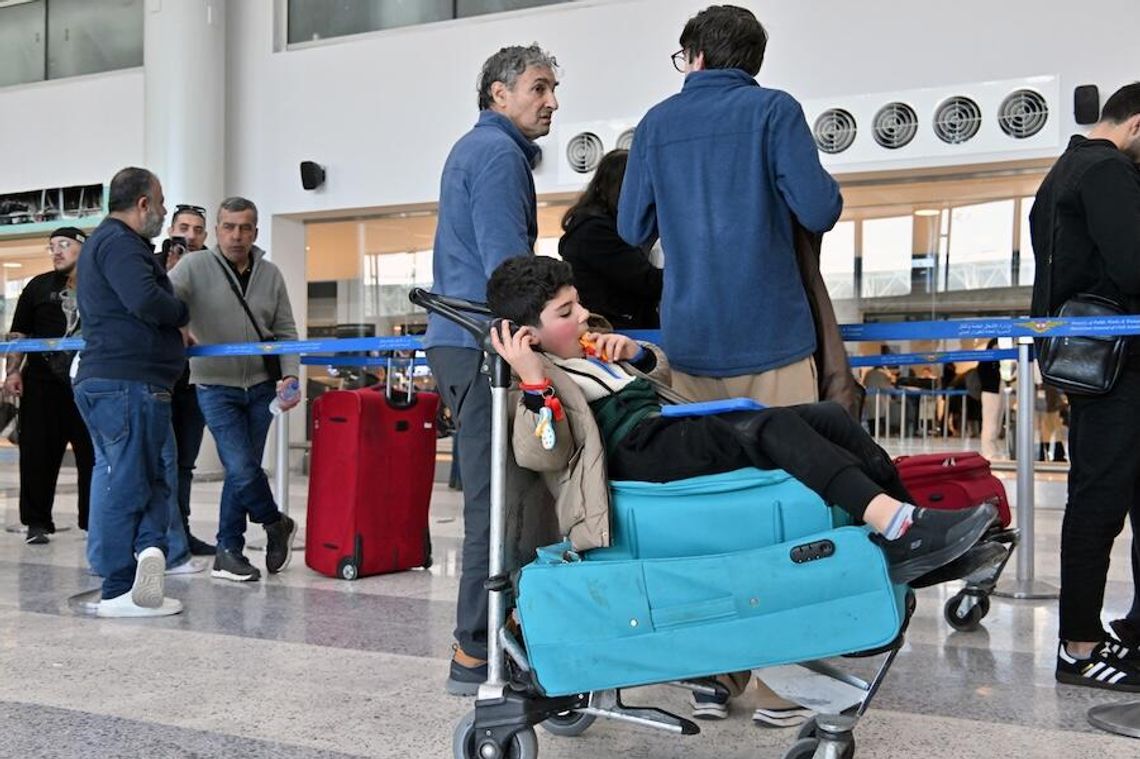 Szef MSZ: pewna liczba naszych rodaków utknęła na lotniskach w regionie Bliskiego Wschodu Szef MSZ: pewna liczba naszych rodaków utknęła na lotniskach w regionie Bliskiego Wschodu