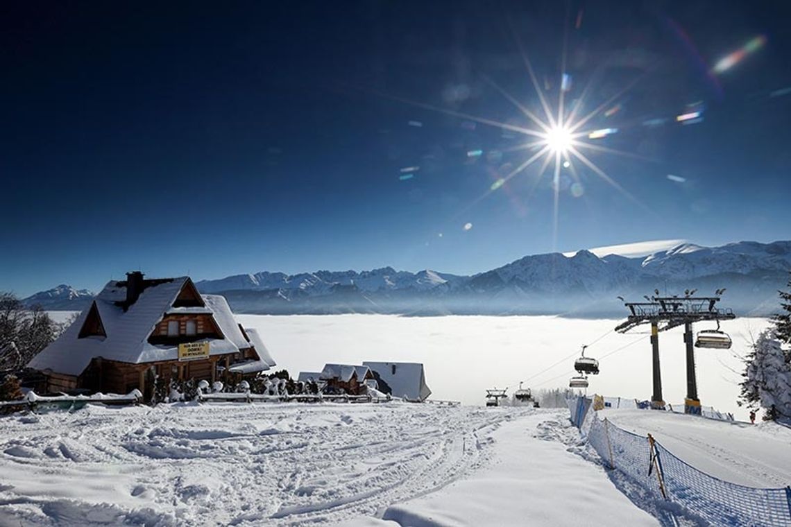 Tatry. Czwarty stopień zagrożenia lawinowego, jest ekstremalnie niebezpiecznie