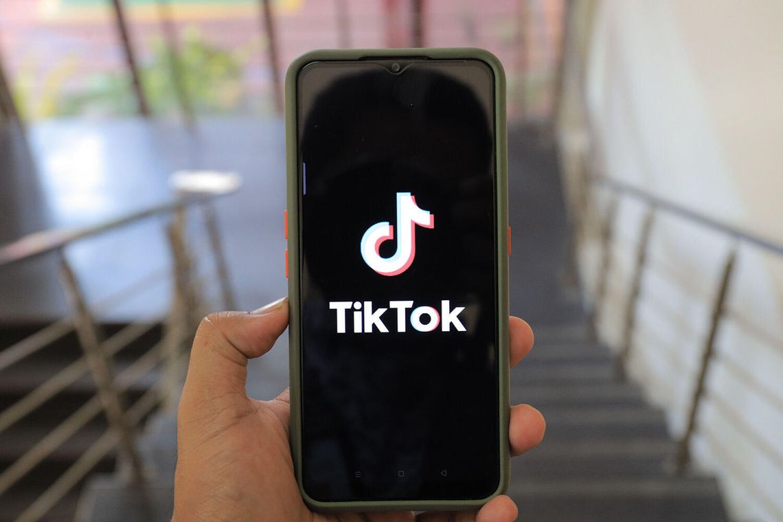 TikTok od kuchni – technika, retencja i optymalizacja zasięgu TikTok od kuchni – technika, retencja i optymalizacja zasięgu