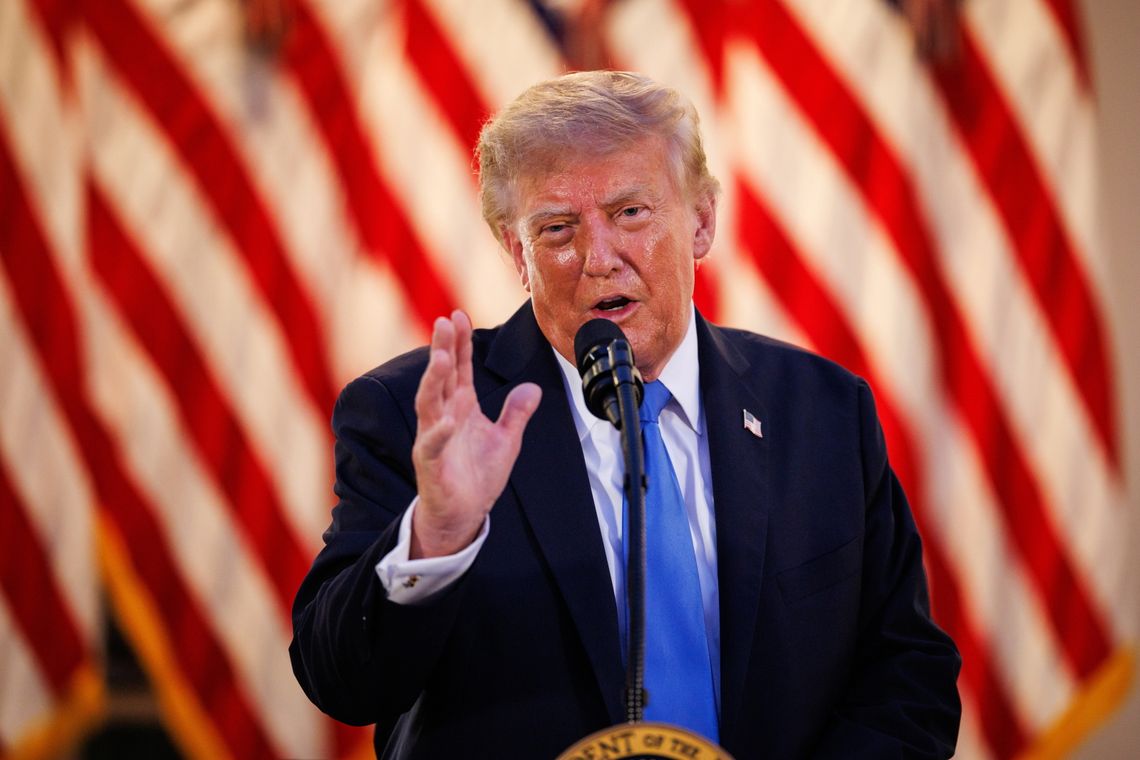 Trump: Mamy nieograniczone zapasy amunicji, media dopuszczają się zdrady