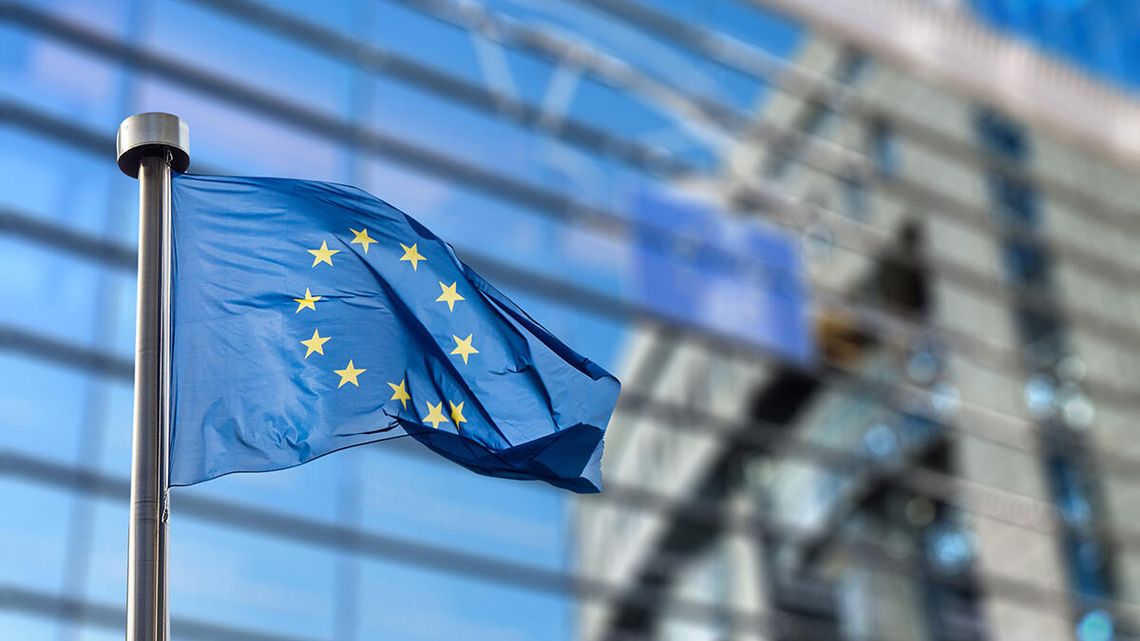 Trump: nałożymy 25-procentowe cła na import z UE, w tym na samochody