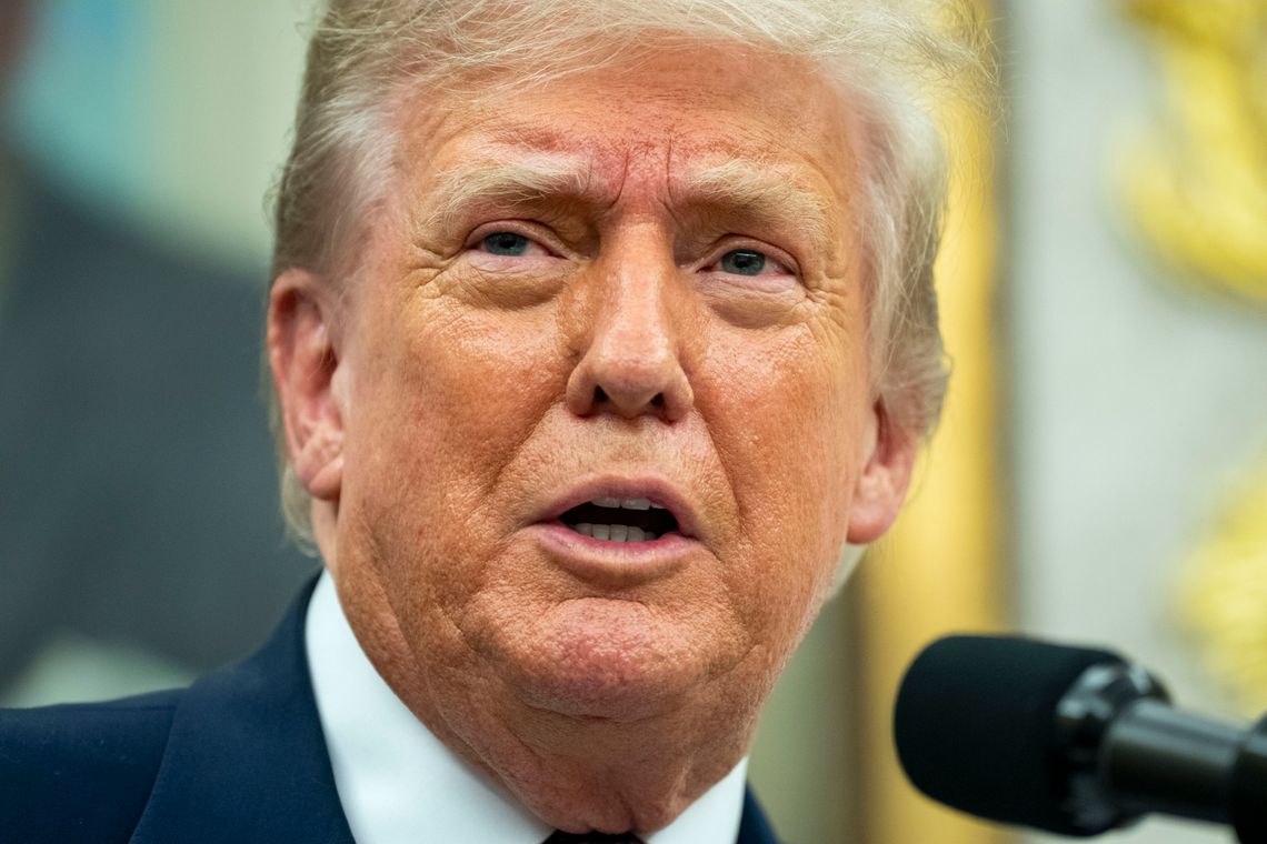 Trump polecił przeprowadzenie spisu powszechnego bez uwzględniania nielegalnych imigrantów Trump polecił przeprowadzenie spisu powszechnego bez uwzględniania nielegalnych imigrantów