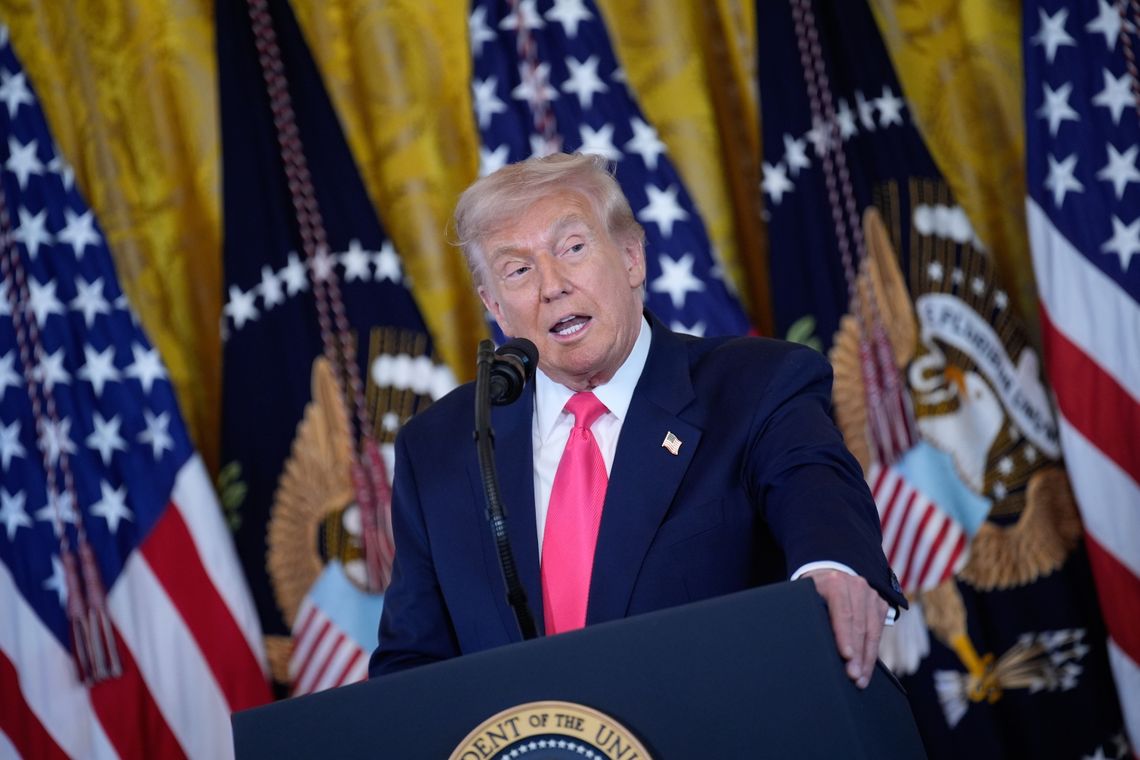 Trump rozkazał prokuraturze zbadanie związków Epsteina z Clintonem i innymi Demokratami